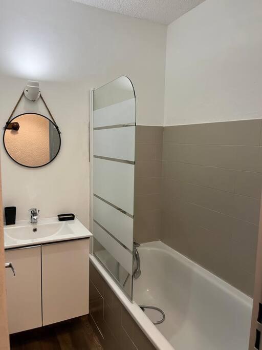 Appartement Moderne & Chaleureux Gréoux-les-Bains Extérieur photo